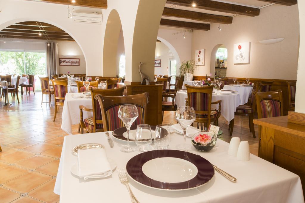 Logis Auberge Bienvenue Doue-la-Fontaine Luaran gambar