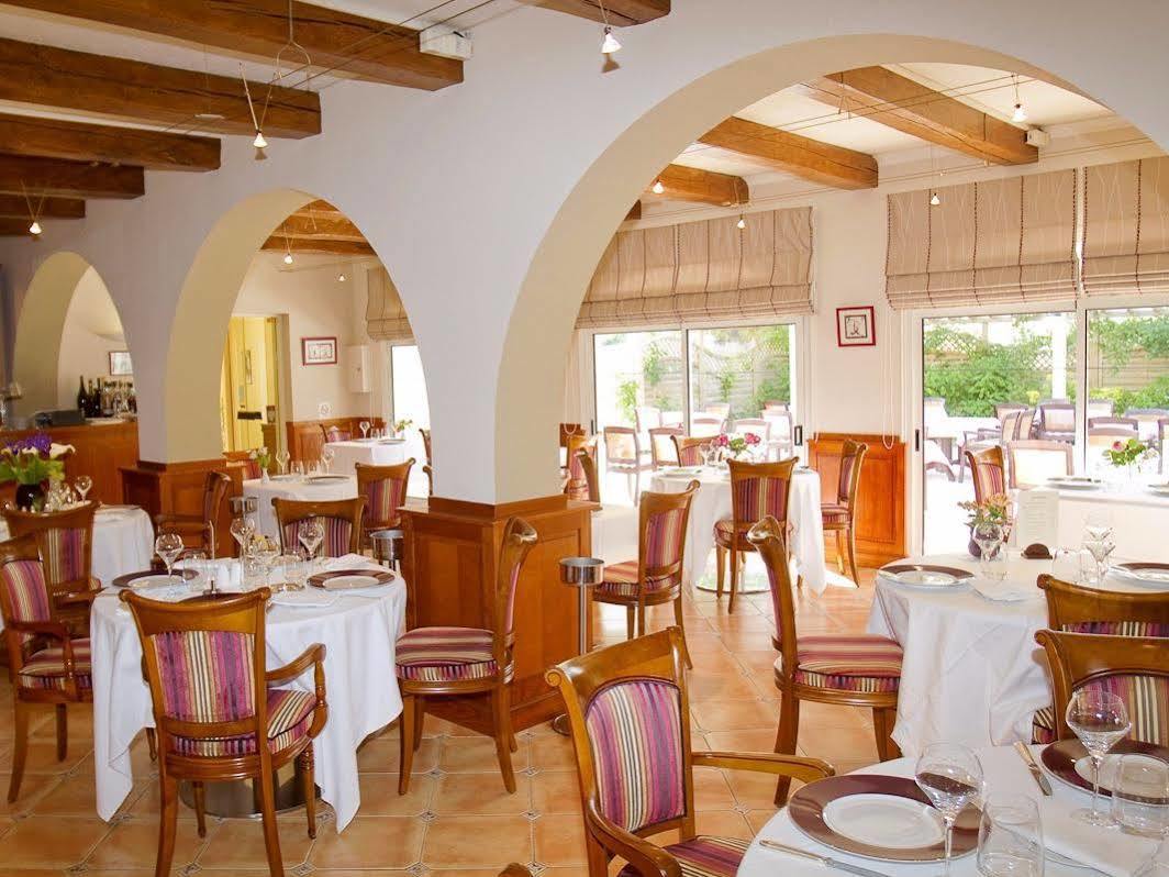 Logis Auberge Bienvenue Doue-la-Fontaine Luaran gambar